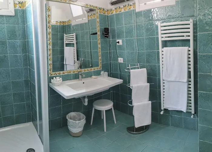 Готель Dimora Fornillo 3*