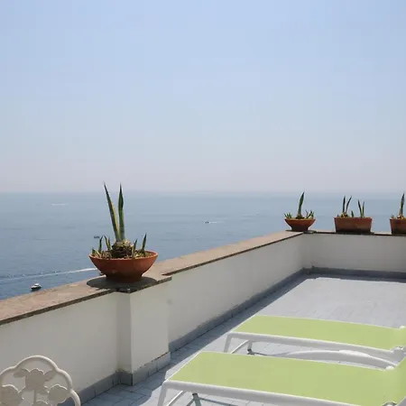 Hotel Dimora Fornillo 3*