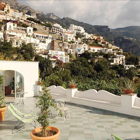 Dimora Fornillo Szálloda 3*