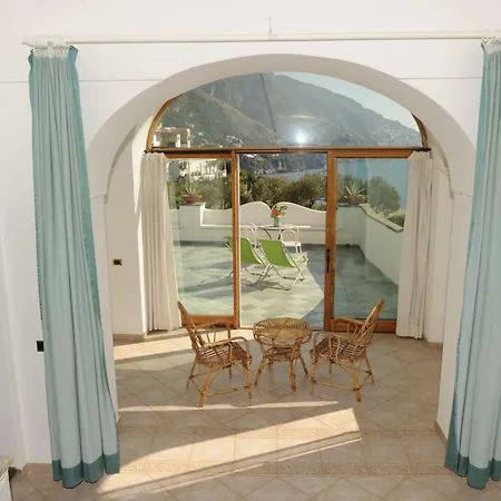 Dimora Fornillo Hotel