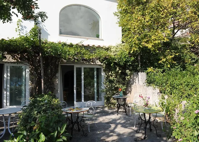 Dimora Fornillo Hotel